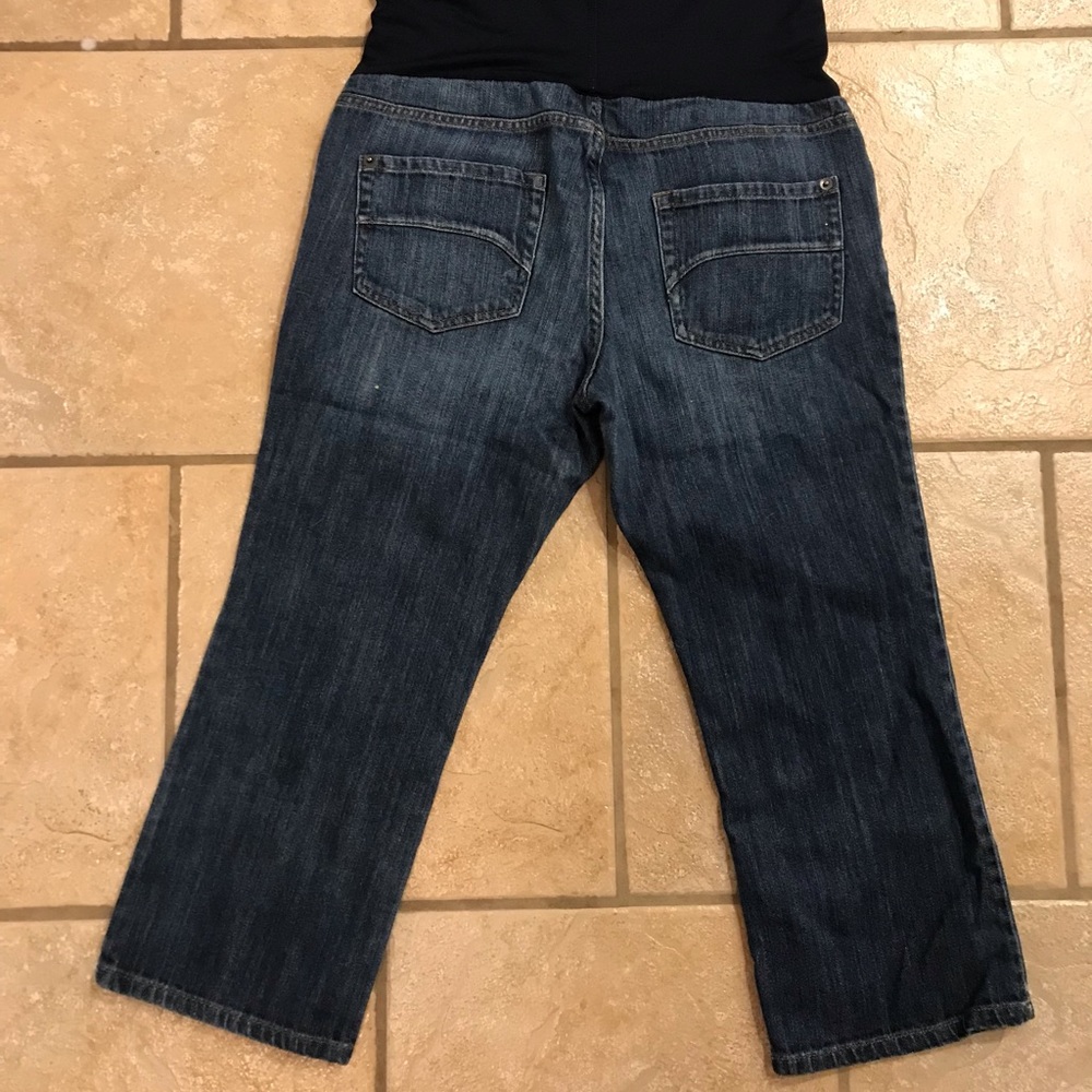 LIZ LANGE Maternity Jean capris size 10